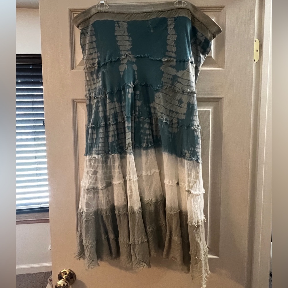 Women’s Tie Died Maxi Skirt